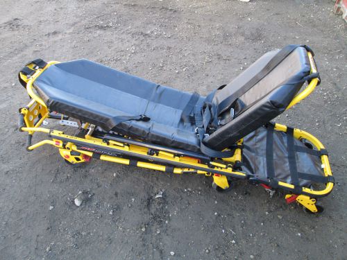 Stryker EMS MX-Pro  6082 650LBS Ambulance Stretcher w/ IV Pole. Free Shipping!