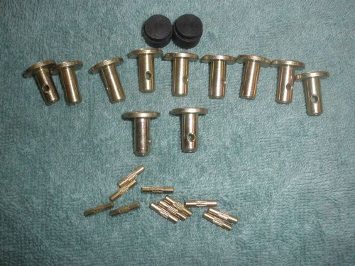 Hood Fastener Kit M