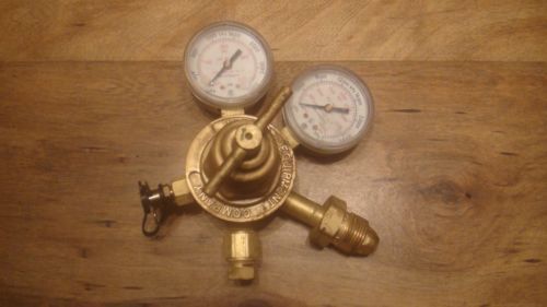 Victor Model 7-0166 3000 psi inlet presure gas gauge