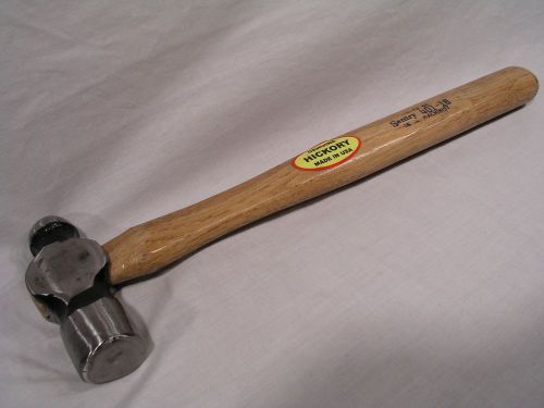 BALL PIEN HAMMER 32 Oz 16 inches long.