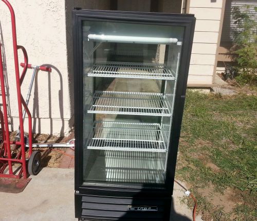 Used true gdm-10pt 10 cu.ft. pass thru glass door merchandiser for sale