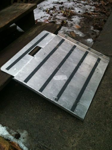 Magliner Aluminum Dock Plate 27&#034;x27&#034; ALCR 750lb cap curb ramp loading board USED