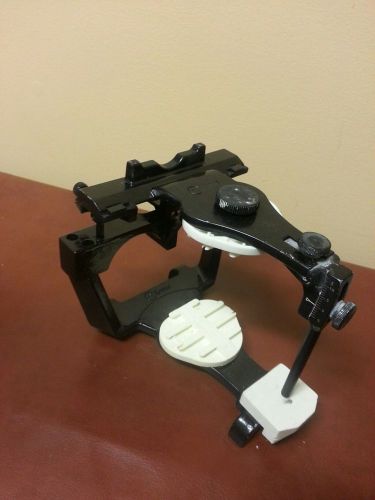 Denar Articulator