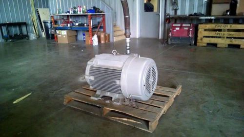 100 HP SIEMENS ELECTRIC MOTOR 405 TS, 460 V, 3 PHASE, 3600 (3570) RPM PE 21 PLUS-
							
							show original title