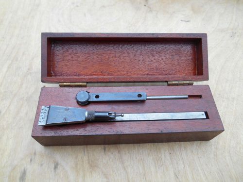 STARRETT NO. 564 UNIVERSAL JUNIOR TEST INDICATOR , .001&#034;