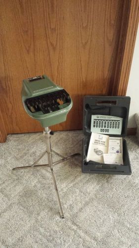 VINTAGE STENOGRAPH SHORTHAND MACHINE W/HARD CASE &amp; STAND