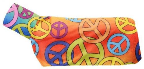 Tough-1 600D Waterproof Poly Sheep Blanket - Peace Signs - Medium