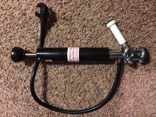 Nice Portable Beer Keg Party Tapper Pump Dispenser with Hose