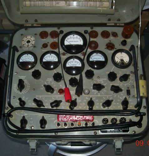 NEWLY SERVICED &amp; CALIBRATED, FULLY OPERATIONAL TV 2/U TUBE TESTER &amp; ANALYZER