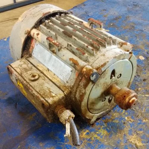 GENERAL ELECTRIC FRAME 213T 3PH 460V 1765RPM 7.5HP XSD MOTOR 5KS213SE220 Z