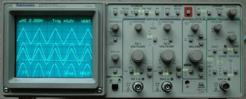 Tektronix 2212 60MHz Analog/Digital Oscilloscope, Calibrated, Two Probe