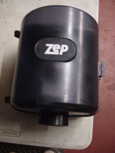 ZEP PAPER TOWEL DISPENSER CENTER PULL WALL MOUNT APROX 14&#034; TALL 10 W &amp; 11 DEEP