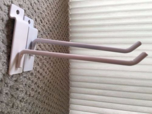 New lot of 96 - 6&#034; white slatwall hooks for slatwall  free shipping for sale