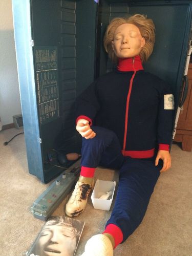 Vintage Laerdal Full Body Recording Resusci Anne Mani quit Mannequin EMT CPR