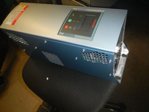 Honeywell cutler hammer 30hp 240volts type: cxs 0030hp v32g2c1 drive new in box for sale