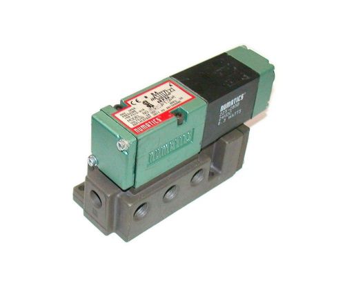 NEW 1/4 NPT NUMATICS SOLENOID VALVE  AND MANIFOLD 24 VDC MODEL 081SA400M