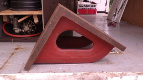 CAST IRON ANGLE PLATE 16 X 16 X 18  MACHINE PRODUCTS DETROIT MICHIGAN  USED