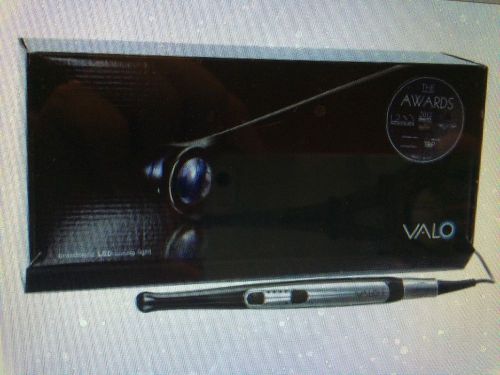 Ultradent valo led dental curing light model 5919 for sale