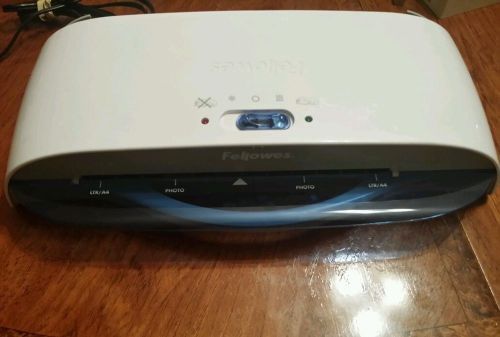 Fellowes Cosmic 9.5 Inch Laminator