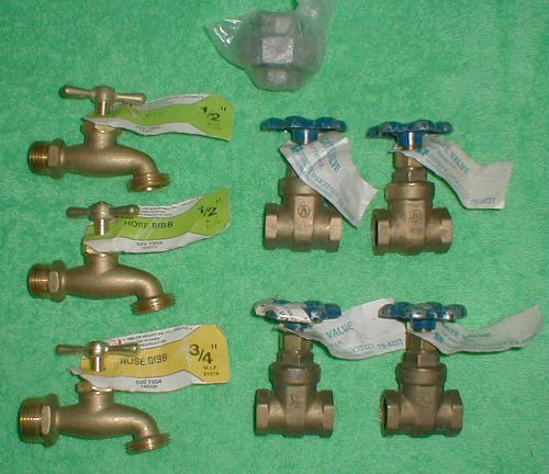 Lot of 4 Gate Valve 1/2&#034; Female IP w/Blue Tops &amp; 3 Hose Bibbs 1/2&#034;- 3/4&#034;