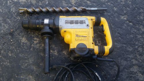 DeWalt D25701K Heavy-Duty 1-7/8&#034; SDS Max Combination Hammer with CTC +Hilti bit