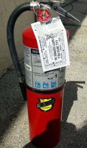 BUCKEY FIRE EQUIPMENT Model 10 HI SA80 ABC FIRE EXTINGUISHER 10LB DRY CHEMICAL