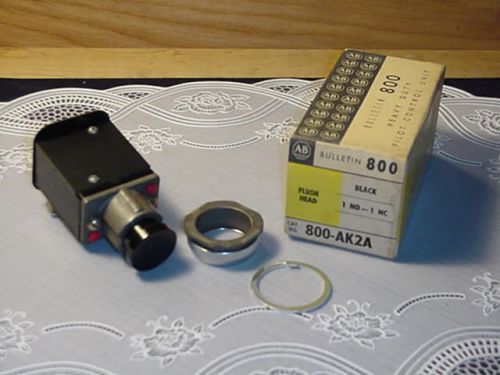 Allen Bradley 800-AK2A PUSH BUTTON 1NO/1NC New In Box