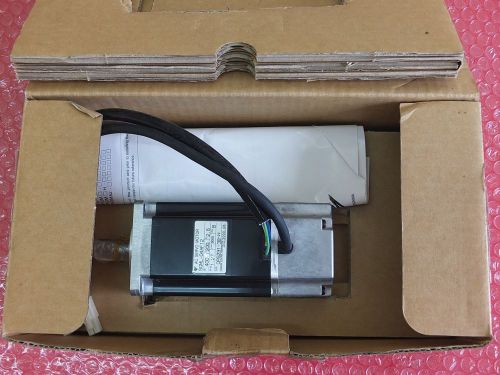 Yaskawa SGML-04AF12 SGML04AF12 AC Servo Motor 400W New. No4