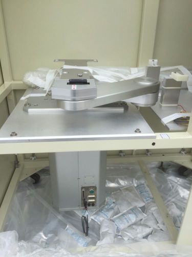 ASYST UTXF 1000HG WAFER TRANSFER ROBOT W/ CONTROLLER CS-7100 &amp; PENDANT (R-1)