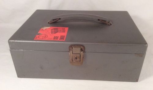 VINTAGE METAL LOCK BOX STRONG BOX LOCK &amp; KEY BOND BOX HAS LOCK ISSUE