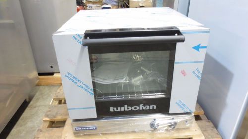 Moffat E23M3 - 24&#034; Turbofan Electric Convection Oven - 3 Half Size Pan Capacity