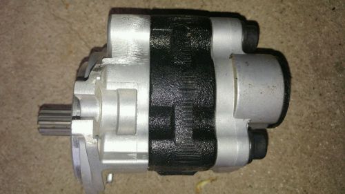 Forklift hydraulic gear pump hyster 2067800 yale 580048990 kayaba - nos for sale