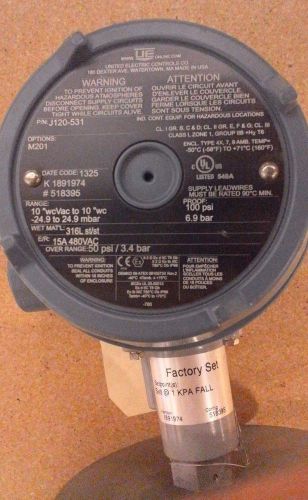 UE Pressure Switch, -10 to +10&#034; 1/2&#034; fnpt, CL I DIV II, J20-531-M201