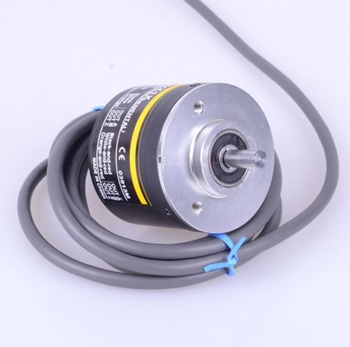 1PC OMRON  rotary encoder E6C2-CWZ1X  300P/R  NEW In Box