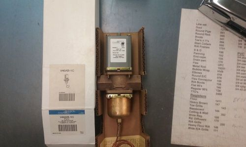 PENN V46AB-1C PENN WATER VALVE V46AB-1C JOHNSON CONTROLS (NEW IN BOX)