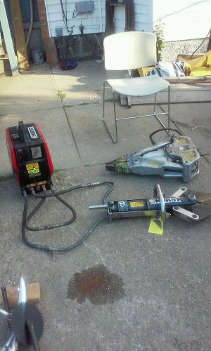 HURST 5000psi Jaws of Life