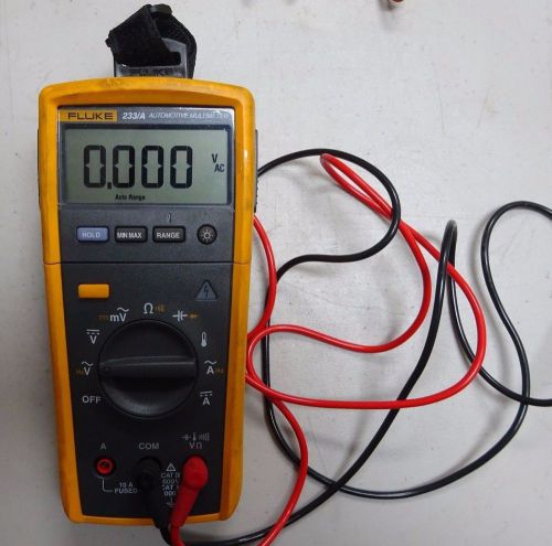 Fluke 233/A Remote Display Automotive Digital Multimeter Kit