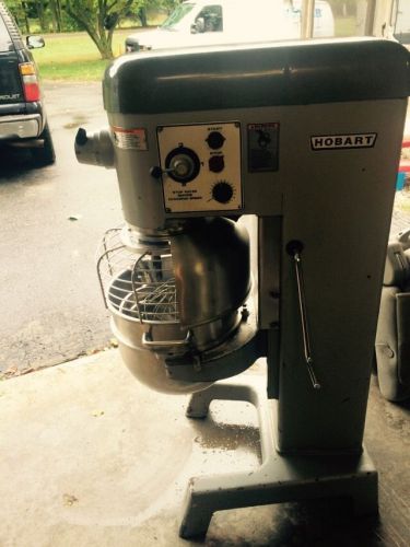 Hobart 30 Quart mixer Model D330