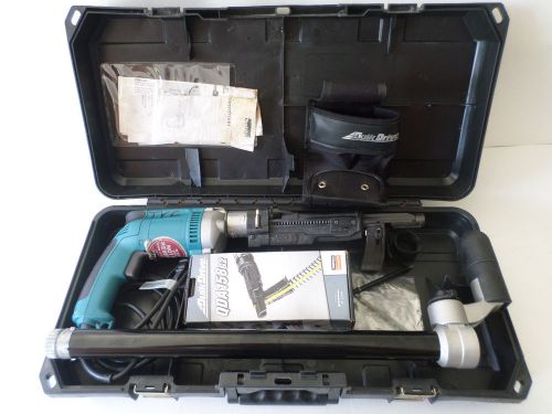 Simpsom Strong Tie Quick Drive Pro 300 Auto Feed Makita 1-1 5/8 Srew Gun Kit