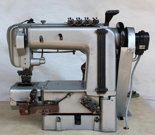 SINGER 302W101 Chainstitch 4-Needle Cylinder Bed Industrial Sewing Machine 220V