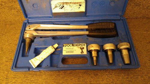 Wirsbo uponor pex propex hand pipe expander power tool kit with 3 heads for sale