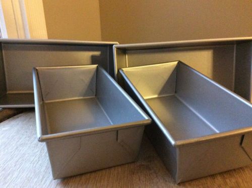 4 Focus Foodservice #909115 10&#034;x5&#034; Open Top Bread Pans (1.5LB Loaf) Baking Pans