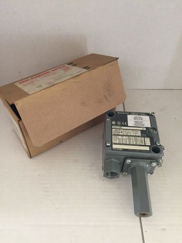 ALLEN-BRADLEY BULLETIN 836T PRESSURE CONTROL 836T-T256J