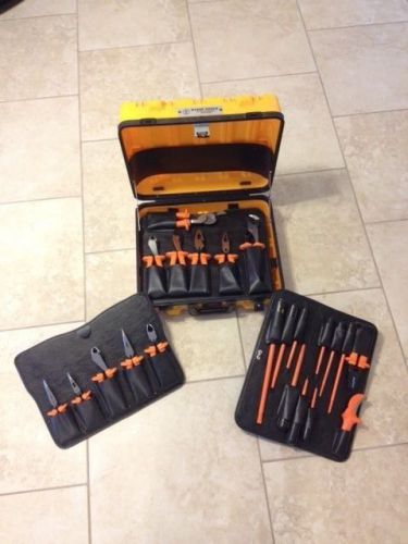 22 piece klein insulated tool set