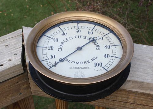 NICE EARLY 10&#034; BRASS &amp; IRON SCHAEFFER &amp; BUDENBERG WATER GAUGE