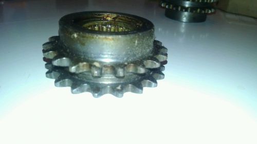 (2) BROWNING 2 1/2&#034; ND35B19 IDLER SPROCKET WITH NEEDLE BEARING 1&#034; BORE 19 TEETH