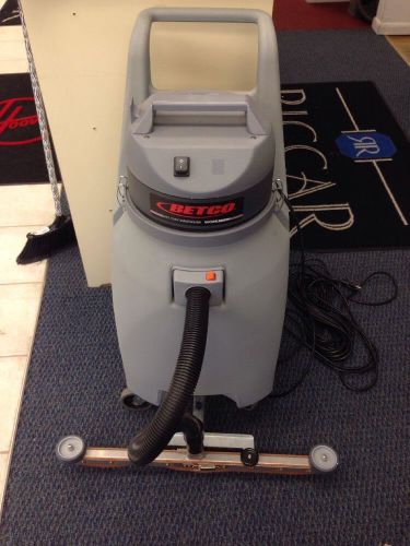 Betco workman wet/ dry vac 20 gallon for sale