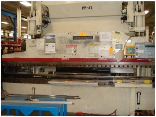 Used 90 Ton Cincinnati FormMaster CNC Hydraulic Press Brake w Horns