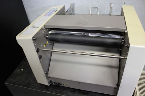 Formax FD 370 Paper Folder