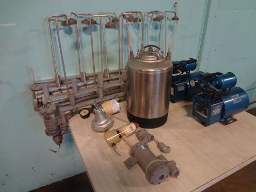 &#034;BERG CO&#034; ASST. LIQUOR DISPENSING SYSTEM W/ 2 AIR PUMPS, 2.5GAL PRESSURIZED TANK